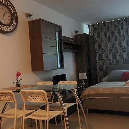 Cherry Apartament W Scislym Centrum Apartment Warsaw Luaran gambar