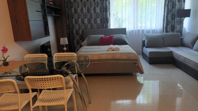 Cherry Apartament W Scislym Centrum Apartment Warsaw Luaran gambar