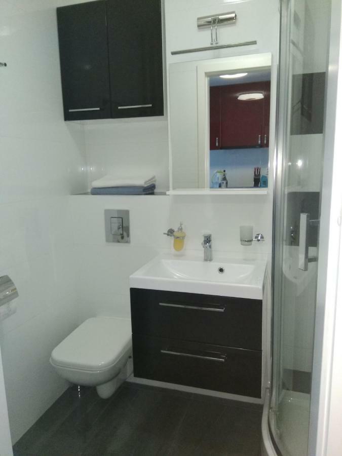 Cherry Apartament W Scislym Centrum Apartment Warsaw Luaran gambar